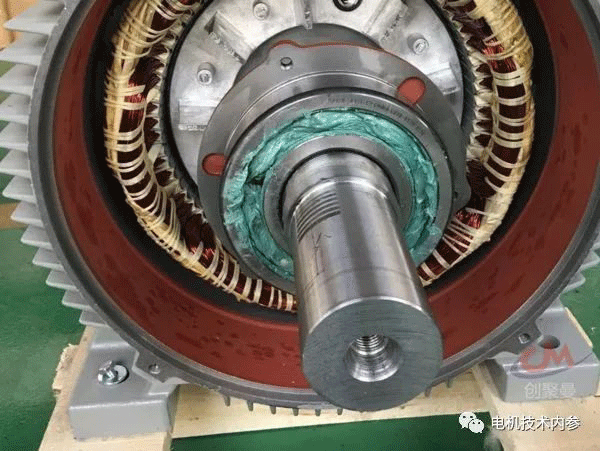 詳解電機(jī)防潮加熱帶的用途、選型及安裝事項(xiàng)——西安泰富西瑪電機(jī)（西安西瑪電機(jī)集團(tuán)股份有限公司）官方網(wǎng)站