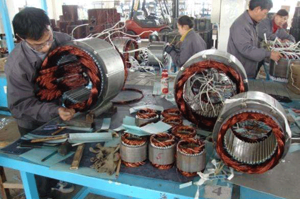 西安泰富西瑪電機(jī)技術(shù)人員與您分享電機(jī)大修后的影響。