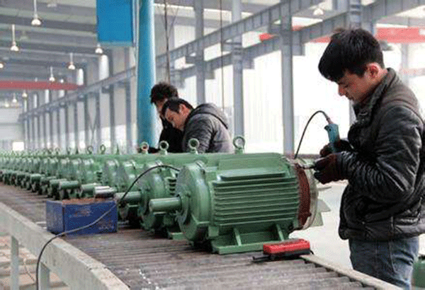 三相異步電動機在運轉(zhuǎn)中突然停止運行是怎么回事？