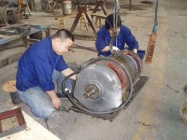 西瑪電機(jī)給專(zhuān)業(yè)電機(jī)修理工人一些小建議。