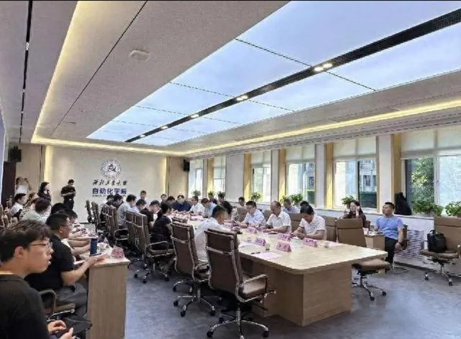西安西瑪電機與西北工業(yè)大學(xué)開展“雙進”活動，共推科技創(chuàng)新與產(chǎn)業(yè)升級